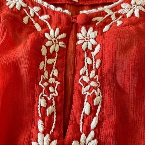 Gianni Bini flutter sleeve embroidered sheer flowy blouse size small - Picture 3 of 11